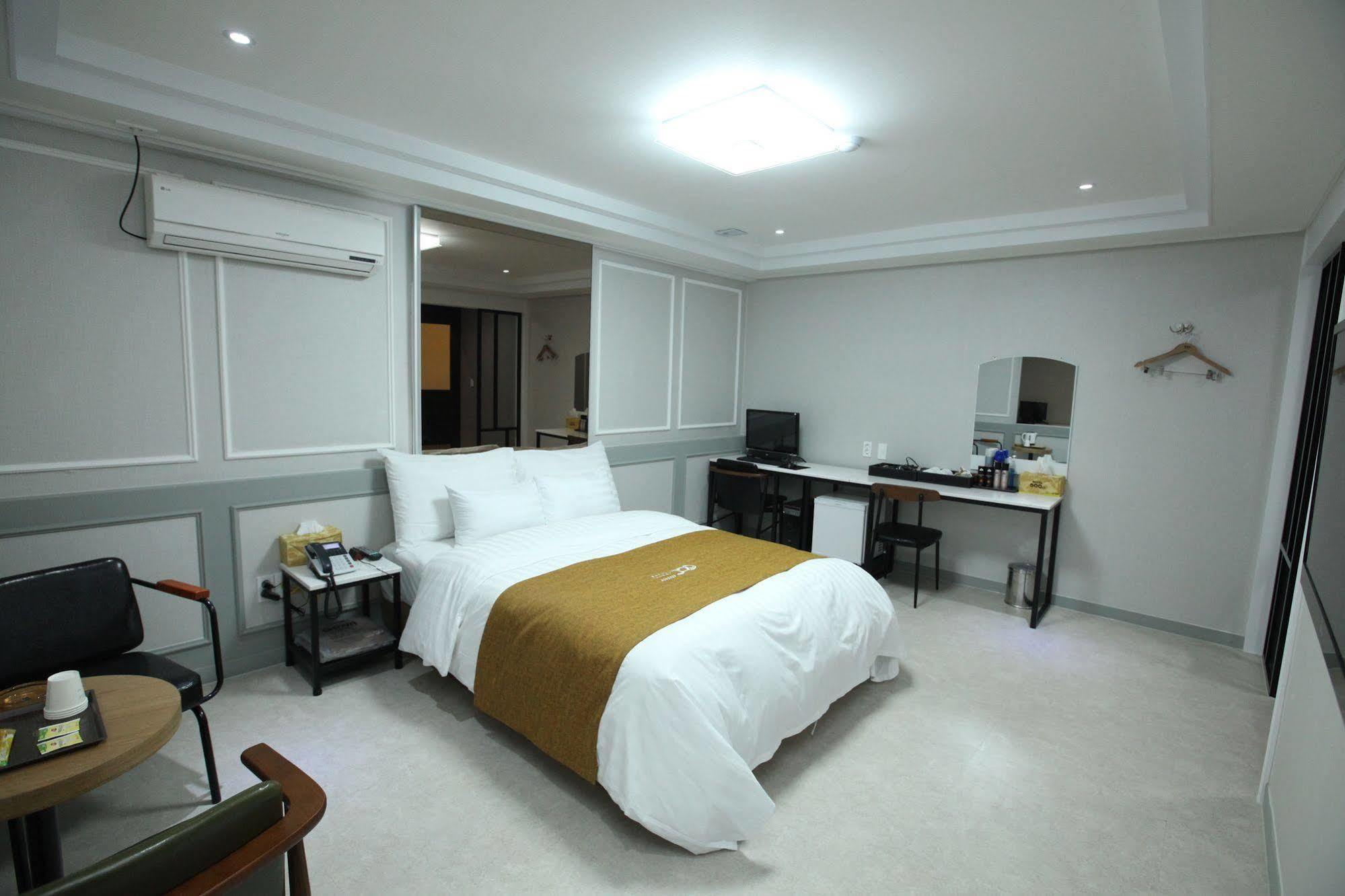 Hotel 500Th 木浦市 外观 照片